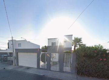 Casa de 3 habitaciones, Mexicali · Bellisima Propiedad de Dos Plantas Ubicada en Rio Mayo 801, Mexicali, Baja California