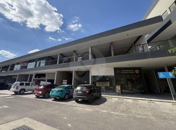 Local comercial · 45m² · 2 Estacionamientos · Local en Renta en Pueblo Conkal