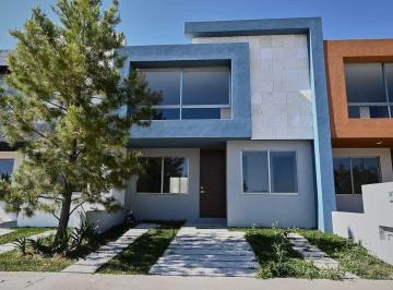 aafe0b0a77f4676ce13e9f1ed3e09c5984413e67e93befbadee4151436a31542 · Casa en Venta, Jesús del Monte Altozano Morelia