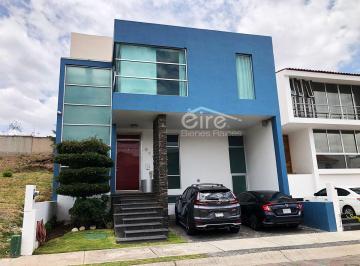 Casa de 3 habitaciones, Tlajomulco de Zúñiga · Casa en Venta en Bosque de Santa Anita, Tlajomulco