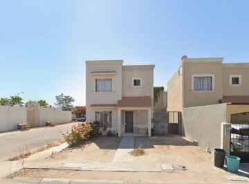 Casa de 3 habitaciones, La Paz · Casa de 180 m² con 3 Recámaras en Venta en Villas del Encanto