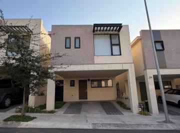 Casa de 3 habitaciones, García · Renta en Privada Cumbres