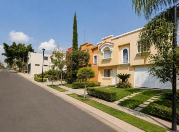 Casa de 4 habitaciones, Tonalá · Venta de Casa en Jalisco Coyula Col Coyula