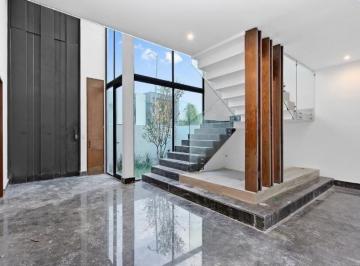 Casa de 4 habitaciones, Santiago · Casa en Venta en Bosques de Las Misiones Sec. Encinos Carrtera Nac.