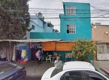Casa de 2 habitaciones, Gustavo A. Madero · Casa en Calle Tetrazzini, Cerca de Plaza Tepeyac, Remate Hipotecario