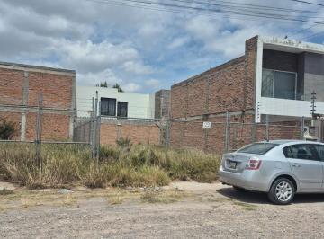 Terreno / Lote · 144m² · Terreno en Venta en Pozos