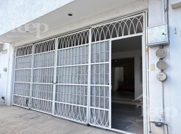 Oficina · 40m² · 1 Estacionamiento · Local en Renta en Valle del Moral