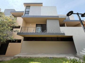 Departamento de 3 habitaciones, El Marqués · Zire - Zakia Vendo Departamentos 2 Niveles en Privada con Amenidades 3 Recamaras 3 Baños 2 Coches