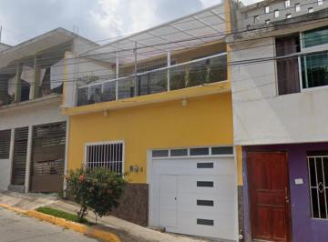 Casa de 3 habitaciones, Xalapa · Casa de 112 m² con 3 Recámaras en Venta en Santa Rosa