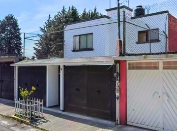 Casa de 2 habitaciones, San Mateo Atenco · Casa en Venta en Santa Elena, San Mateo Atenco, Méx