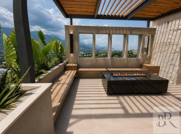 Casa · 490m² · 3 Recámaras · 3 Estacionamientos · Casa en Fraccionamiento Castaños del Vergel