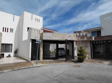Casa de 3 habitaciones, León · Se Vende Casa en Alamedas de España