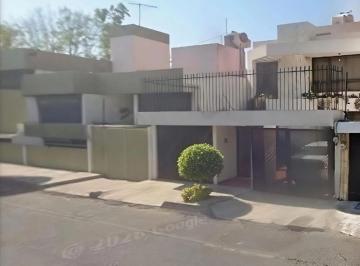 Casa de 3 habitaciones, Coyoacán · Casa de 160 m² con 3 Recámaras en Venta en Paseos de Taxqueña