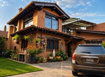 Casa de 4 habitaciones, Pátzcuaro · Casa en Venta | Pátzcuaro | a Pocos Minutos del Centro Histórico