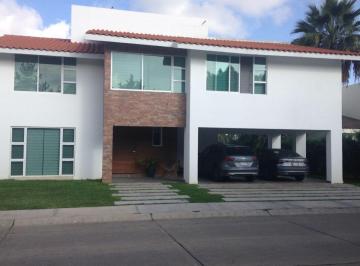 Casa de 5 habitaciones, León · Casa en Renta en Club de Golf La Hacienda