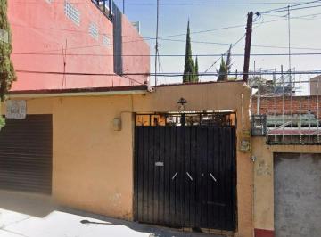 Casa de 3 habitaciones, Alvaro Obregón · Venta de Amplia Casa en Olivar del Conde 2a Secc. Álvaro Obregon, Cdmx Solo Recursos Propios.