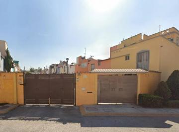 Casa de 3 habitaciones, Cuautitlán Izcalli · Casa en Mz 8 Cond 1 Calle Angel Ben Nez, Claustros de San Miguel, Cuautitlán Izcalli, Estado de Méx.