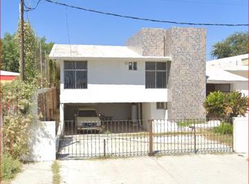 Casa de 5 habitaciones, Piedras Negras · Venta de Casa en Coauhila Col Tecnologico Piedras Negras