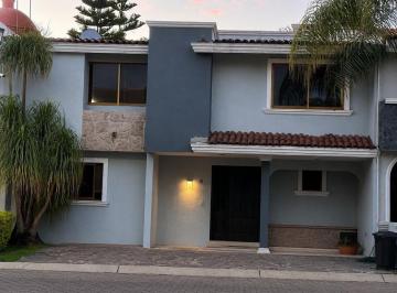 Casa en condominio · 256m² · 4 Recámaras · 2 Estacionamientos · Renta de Casa en Virreyes