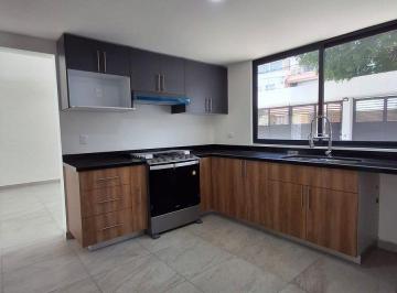 Casa · 240m² · 3 Recámaras · 3 Estacionamientos · Casa en Venta en Ciudad Satélite | Amplios Espacios y Excelente Distribución