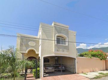 Casa de 4 habitaciones, Victoria · Excelente Propiedad de Dos Plantas Ubicada en Popocatépetl 156, Tamaulipas