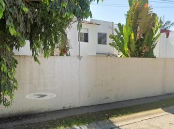 Casa de 3 habitaciones, Puerto Vallarta · Remate Bancario en Puerto Vallarta, Jalisco