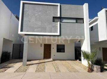 Casa · 171m² · 3 Recámaras · Casa en Venta en Fraccionamiento Anuar, Chihuahua, Chih.