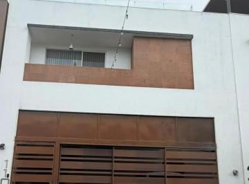 1 · Casa en Venta en Cumbres Madeira