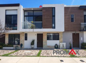 Casa de 3 habitaciones, El Marqués · Venta de Casa en Zakia, Queretaro