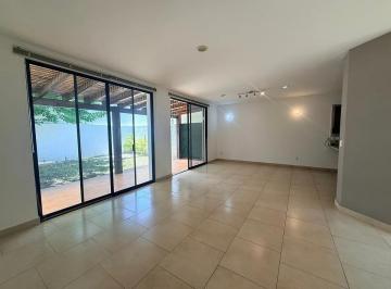 Casa de 3 habitaciones, Querétaro · Casa en Renta en Cumbres del Lago, Juriquilla, Queretaro.