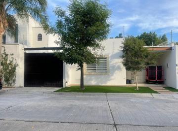 Casa · 142m² · 2 Recámaras · 3 Estacionamientos · Casa en Venta Residencial San Ángel, León, Guanajuato