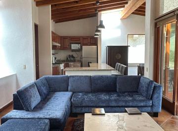 Casa en condominio de 3 habitaciones, Valle de Bravo · Villa en Club de Golf Avandaro