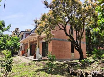 Casa de 3 habitaciones, Tepoztlán · Casa en Venta y Renta en Tepoztlán Morelos, Nueva