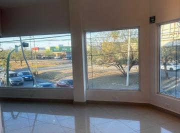 Local comercial · 110m² · 1 Estacionamiento · Mmc Local en Renta en San Rafael en Guadalupe en Nuevo Leon