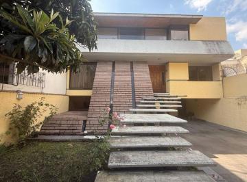 Casa de 4 habitaciones, Naucalpan de Juárez · Exclusiva Casa en Venta con Jardin de 160 m² en Tecamachalco, 4 Recámaras, 4 Estacionamientos