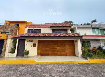 1 · Casa en Venta en San Wenceslao, Colinas de San Javier, Zapopan
