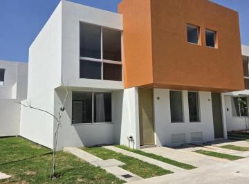 Casa · 111m² · 3 Recámaras · 2 Estacionamientos · Casas Nuevas en Venta en Coto Reserva Bugambilias, Santa Ana Tepetitlan Zapopan