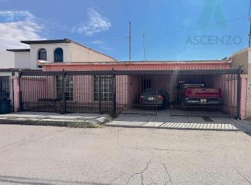 Casa · 186m² · 3 Recámaras · 2 Estacionamientos · Invierte en Ubicación, Espacio y Potencial, Casa en Rep. del Salvador, Resol