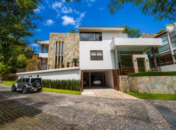 Casa en condominio de 4 habitaciones, Huixquilucan · Residencia Contemporánea con Vistas Al Campo de Golf en Vista del Lago, Bosque Real