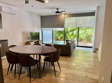 Casa · 149m² · 2 Recámaras · 2 Estacionamientos · Townhouse Amueblado y Equipado en Renta en Privada