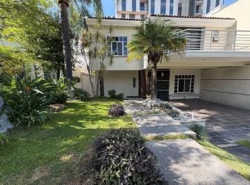Casa de 4 habitaciones, Zapopan · Casa en Renta en Valle Real