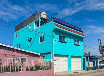 Casa · 220m² · 4 Recámaras · 2 Estacionamientos · Invierte en Rosarito! Casa con Vistas Al Mar, Garage y Estudio Independiente - (4)