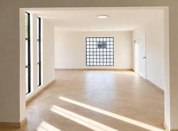 e394bad4cc881c231d5bac896817fddb0a37eaa12ecd0e14116569f0ef1f83a1 · Renovada Casa Para Habitar o Invertir #comercial Super Ubicacion y Espacios Top