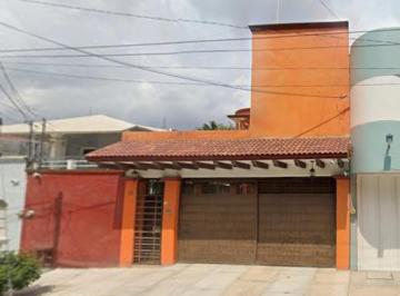 Casa de 5 habitaciones, Tapachula · Venta de Casa en Fovi Banamex en Tapachula de Córdova, Chiapas