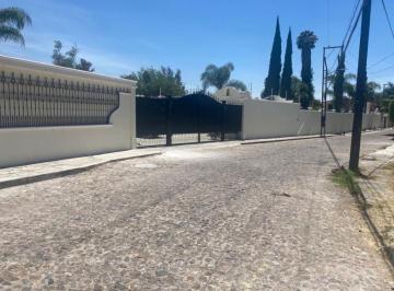Casa de 4 habitaciones, Irapuato · Hermosa Residencia en Venta Irapuato Gto Lomas de Españita