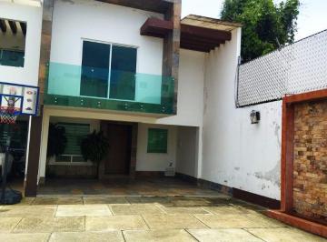 Casa de 3 habitaciones, Cuautlancingo · Casa en Venta en Cuautlancingo con 3 Recámaras, Jardín y Cochera Techada