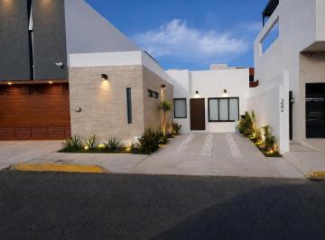 Casa · 130m² · 2 Recámaras · 2 Estacionamientos · Casa en Renta Playas del Conchal Riviera Veracruzana