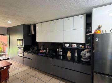 Casa de 4 habitaciones, Zapopan · Exelente Casa Para Remodelar - Esta Habitable