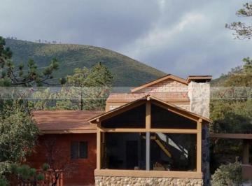 Rancho · 150m² · 3 Recámaras · 5 Estacionamientos · Rancho en Venta en Arteaga