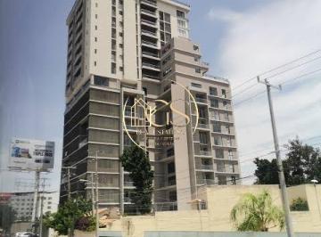 Oficina · 149m² · 2 Estacionamientos · Oficina en Renta Torre La Vista Campestre Celaya